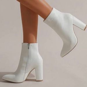 Pretty Little Thing White Booties